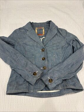 L.L. Bean Light Blue Chambray Denim Blazer Jacket
Size 6